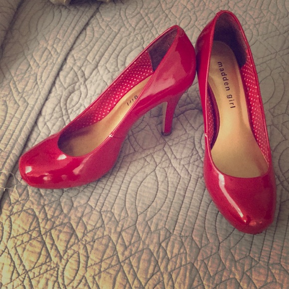 Shoes - Picture 1 of 1